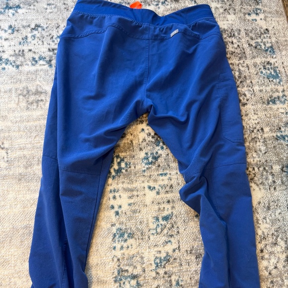 Figs large Catarina top and large Kade bottoms - Picture 5 of 5